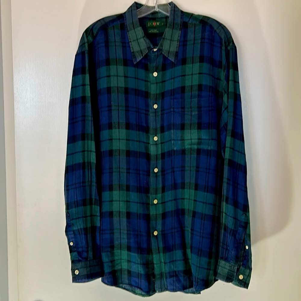 J Crew 100% Linen men’s black watch plaid button down shirt, size L